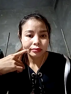 Snapshot of mon1-day chatting on December 14, 2025, 7:58 am mon1-day online show from December 14, 2025, 7:58 am