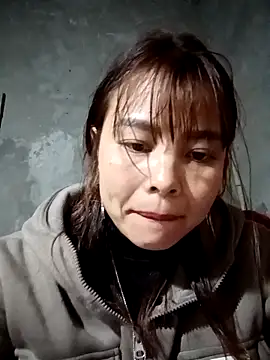 Snapshot of mon1-day chatting on February 5, 2026, 8:19 am mon1-day online show from February 5, 2026, 8:19 am