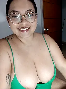 Snapshot of Anna_Lucia88 chatting on March 30, 2026, 5:30 am Anna Lucia88 online show from March 30, 2026, 5:30 am