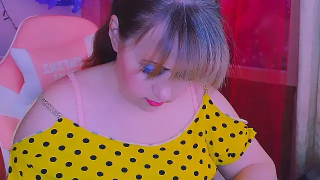 BESTLOLA online show from May 29, 2026, 9:18 am