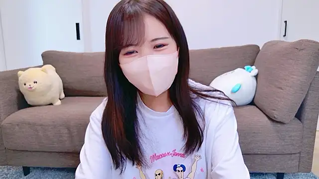 Nemu chan  online show from April 28, 2026, 11:21 pm