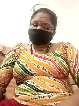 Snapshot of Menka_cut34 chatting on June 9, 2026, 11:05 pm Menka cut34 online show from June 9, 2026, 11:05 pm