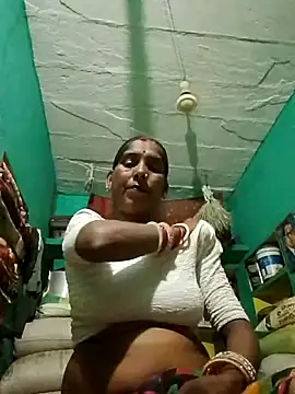 Snapshot of Xx_savita chatting on May 24, 2026, 8:47 pm Xx savita online show from May 24, 2026, 8:47 pm