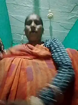 Snapshot of Xx_savita chatting on May 25, 2026, 5:41 pm Xx savita online show from May 25, 2026, 5:41 pm