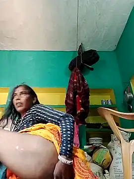 Snapshot of Xx_savita chatting on June 15, 2026, 9:44 am Xx savita online show from June 15, 2026, 9:44 am