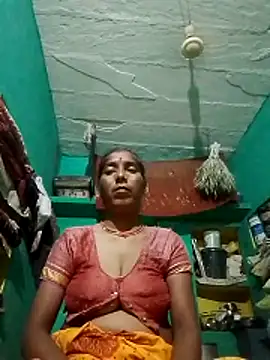 Snapshot of Xx_savita chatting on June 17, 2026, 10:54 pm Xx savita online show from June 17, 2026, 10:54 pm
