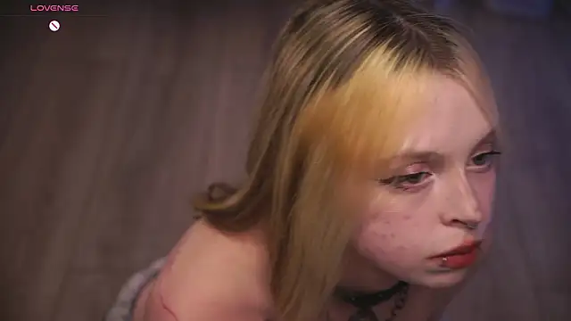 ElvenQueen online show from March 11, 2026, 2:34 pm