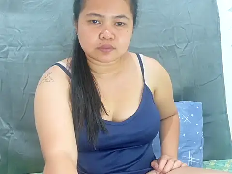 Sweetbigtits 69 online show from February 16, 2026, 1:07 pm