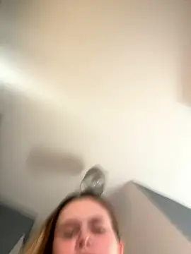 Blonde Bunny online show from January 10, 2026, 1:13 pm