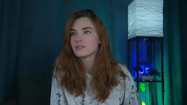 Snapshot of foxy_cute4you chatting on November 20, 2025, 7:13 pm foxy cute4you online show from November 20, 2025, 7:13 pm