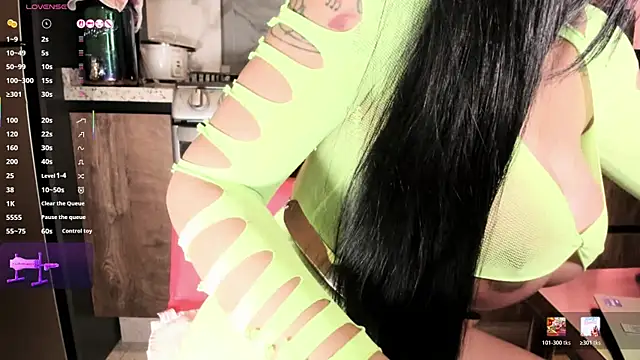 latinbitch online show from July 16, 2026, 3:07 pm