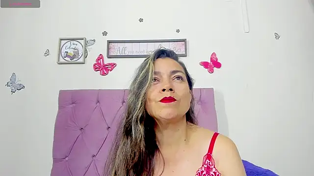 Snapshot of _nanycute_ chatting on April 3, 2026, 12:41 am nanycute online show from April 3, 2026, 12:41 am