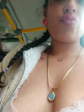 Snapshot of Moon_Beautifull chatting on November 26, 2025, 3:02 pm Moon Beautifull online show from November 26, 2025, 3:02 pm