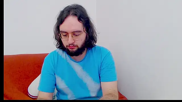 Snapshot of eren_jaeger2000 chatting on April 18, 2026, 3:10 am eren jaeger2000 online show from April 18, 2026, 3:10 am