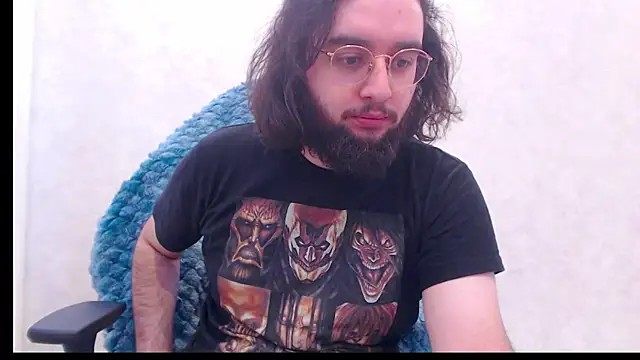 Snapshot of eren_jaeger2000 chatting on June 12, 2026, 2:10 am eren jaeger2000 online show from June 12, 2026, 2:10 am