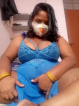 Snapshot of CUTE-LOVE-SWEETS chatting on December 1, 2025, 5:34 am CUTE-LOVE-SWEETS online show from December 1, 2025, 5:34 am