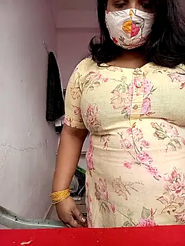 Snapshot of CUTE-LOVE-SWEETS chatting on December 21, 2025, 4:19 am CUTE-LOVE-SWEETS online show from December 21, 2025, 4:19 am