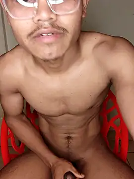 Snapshot of Zinexraj chatting on March 4, 2026, 12:05 am Zinexraj online show from March 4, 2026, 12:05 am