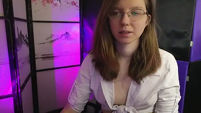 Snapshot of scarlettsrose chatting on May 12, 2026, 12:24 pm scarlettsrose online show from May 12, 2026, 12:24 pm