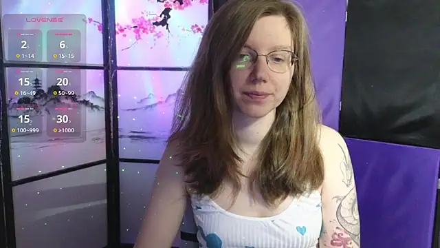 Snapshot of scarlettsrose chatting on June 16, 2026, 8:28 am scarlettsrose online show from June 16, 2026, 8:28 am