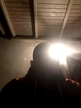 Snapshot of Tomus38 chatting on November 17, 2025, 8:58 pm Tomus38 online show from November 17, 2025, 8:58 pm