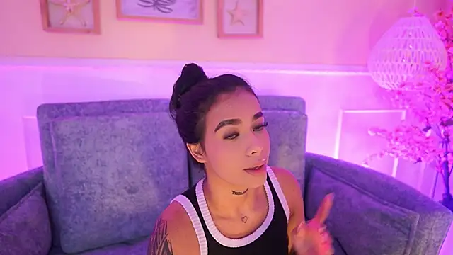 MeganLowell online show from February 21, 2026, 7:15 pm