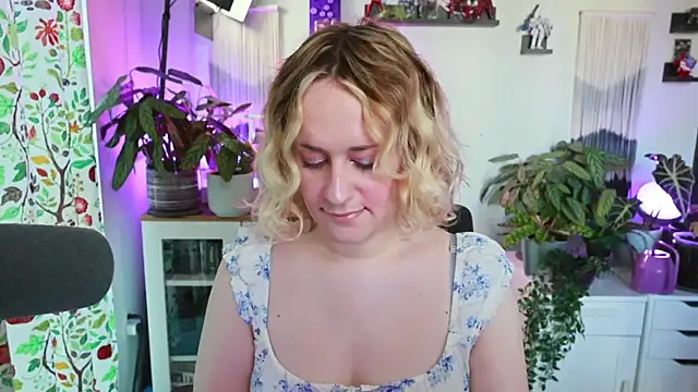xzoeyryanx online show from July 27, 2026, 4:36 pm