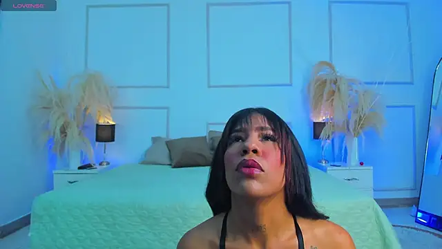 Snapshot of Alice_Owenn chatting on November 23, 2025, 2:11 am Alice Owenn online show from November 23, 2025, 2:11 am