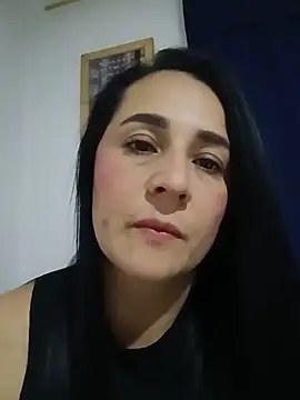 Snapshot of Sex_Annie chatting on May 17, 2026, 4:10 am Sex Annie online show from May 17, 2026, 4:10 am