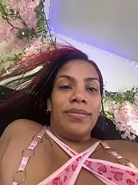 ArielleMillerr- online show from June 25, 2026, 5:39 pm
