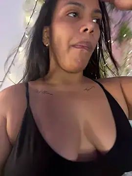 ArielleMillerr- online show from July 14, 2026, 5:18 pm