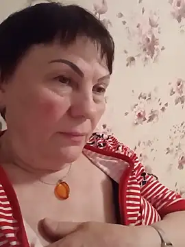 OliviaaSkyy online show from May 11, 2026, 5:32 pm