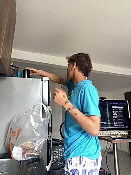 Snapshot of Jin_kougasaki chatting on November 21, 2025, 4:38 pm Jin kougasaki online show from November 21, 2025, 4:38 pm