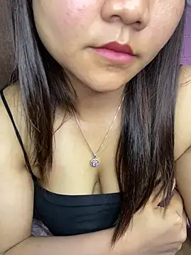 Snapshot of Sunset-yll chatting on July 3, 2026, 9:59 am Sunset-yll online show from July 3, 2026, 9:59 am
