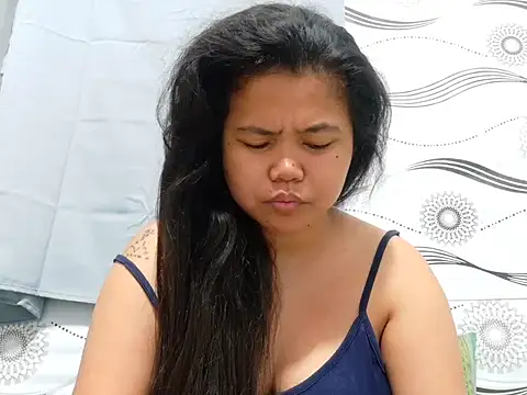 Snapshot of Ursexyasianskinny chatting on May 8, 2026, 6:35 pm Ursexyasianskinny online show from May 8, 2026, 6:35 pm