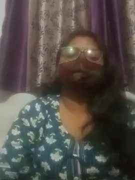 Simran62 online show from February 5, 2026, 6:12 pm