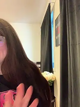 Ghostbaby02 online show from February 11, 2026, 1:27 pm