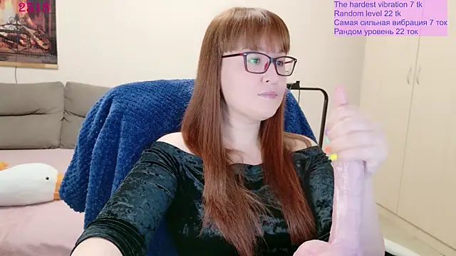 Foxy-lady online show from April 29, 2026, 4:11 pm