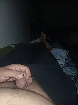 ouchenshadow2975 online show from November 30, 2025, 12:47 am