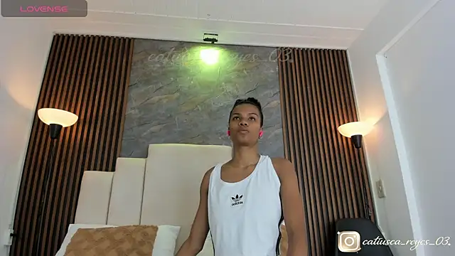 catiusca reyes 03 online show from April 27, 2026, 1:42 pm