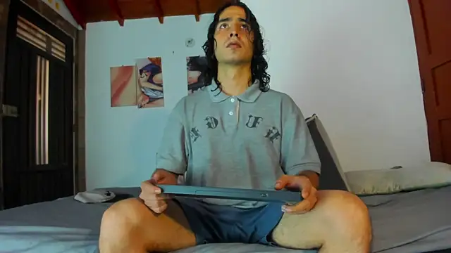 Snapshot of Jave_rave chatting on June 16, 2026, 12:19 pm Jave rave online show from June 16, 2026, 12:19 pm
