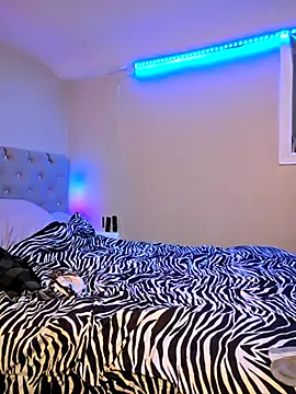 Drowning667 online show from January 11, 2026, 5:12 am