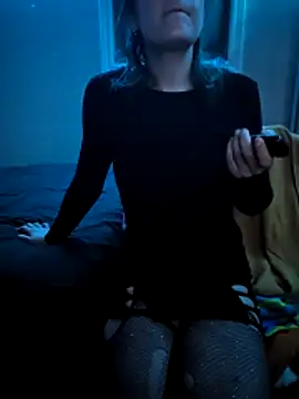 Drowning667 online show from January 18, 2026, 2:26 am