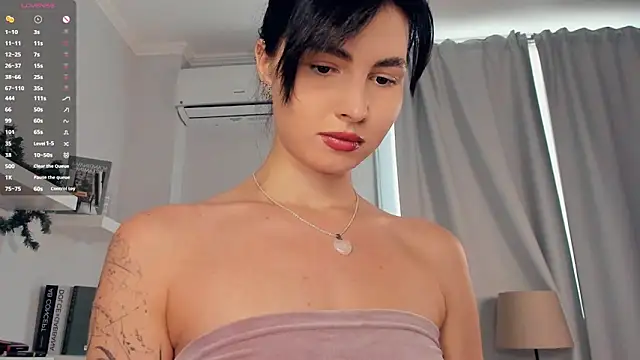 Snapshot of FeliciaKogen chatting on June 14, 2026, 7:21 am FeliciaKogen online show from June 14, 2026, 7:21 am