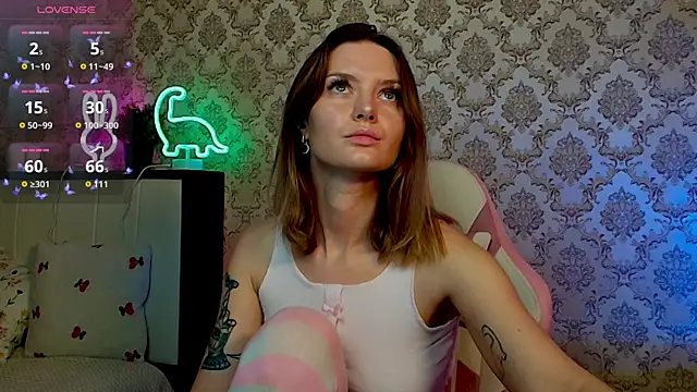 Ursula Andres online show from July 7, 2026, 1:30 am