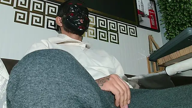 Snapshot of Nigel_BoydXX chatting on November 27, 2025, 9:33 am Nigel BoydXX online show from November 27, 2025, 9:33 am