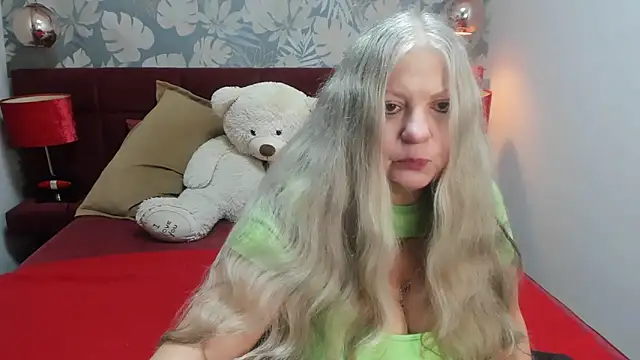 mariabelladonna online show from November 25, 2025, 9:04 pm