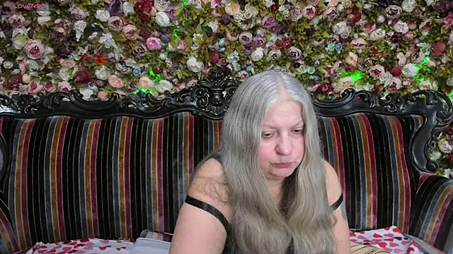 mariabelladonna online show from December 5, 2025, 8:34 am