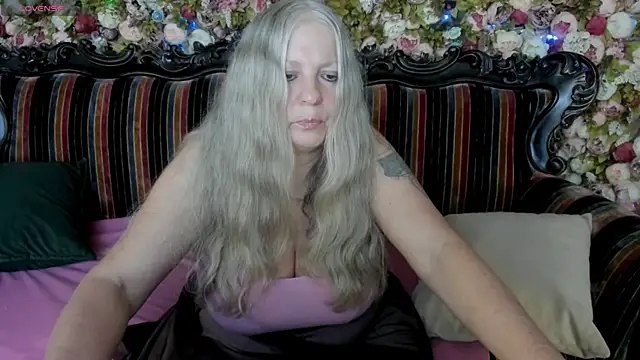 mariabelladonna online show from August 2, 2026, 9:02 pm