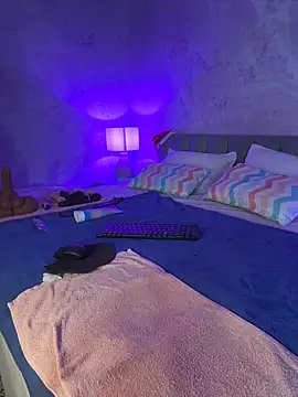 Snapshot of IsabelaStefano chatting on December 16, 2025, 3:22 am IsabelaStefano online show from December 16, 2025, 3:22 am